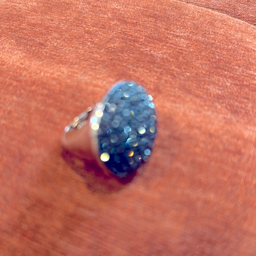 Beautiful blue cocktail ring euc